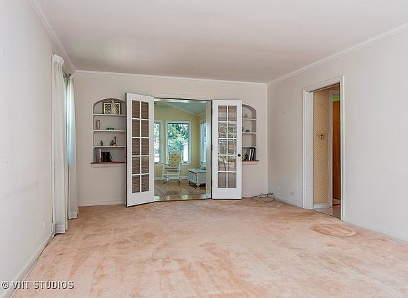 3rd image of 2134 Elmwood Ave