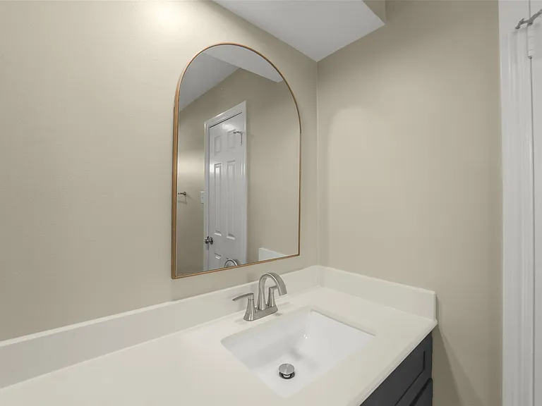 4138 Club Valley Dr — Photo 40