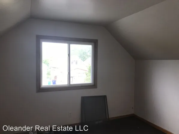 129 Fisher St, Buffalo, NY 14215