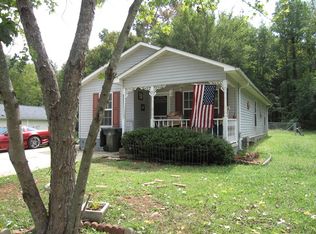82 5th St, York, SC 29745