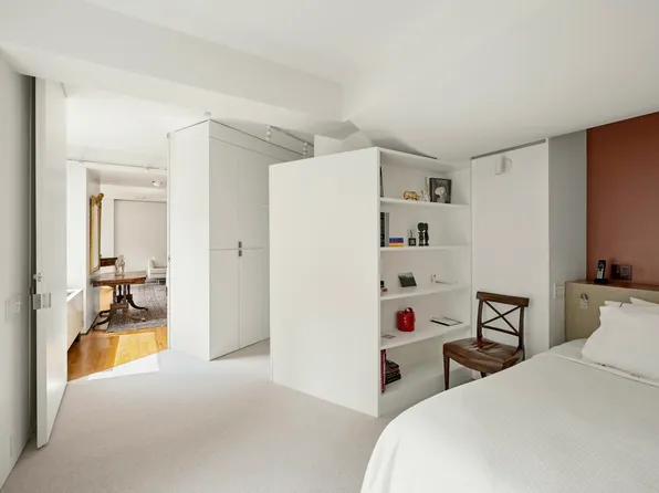 880 5th Avenue image 6 of 12