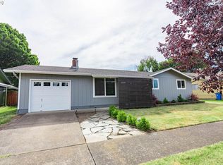 2535 Stratford St, Eugene, OR 97404