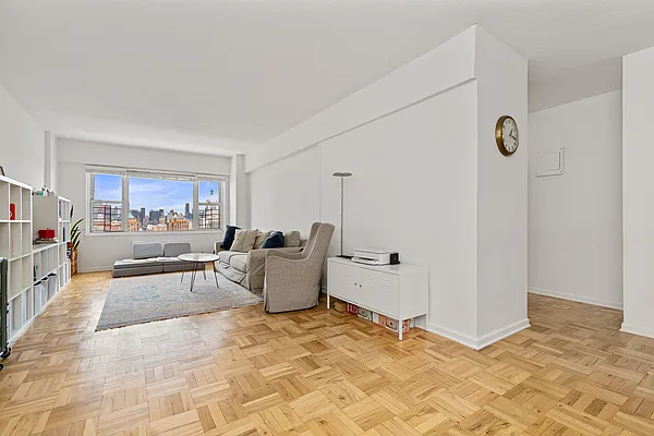 Rented by Douglas Elliman | media 6