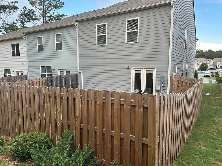 813 Upper Dove Ct — Photo 22