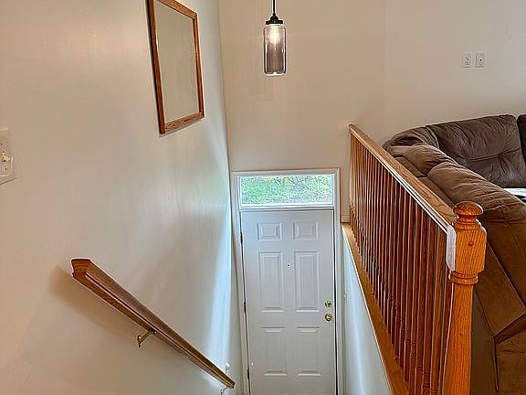 3rd image of 206 Lansdowne Ct #46