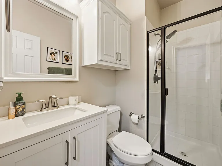 2251 Cold Water Dr — Photo 28