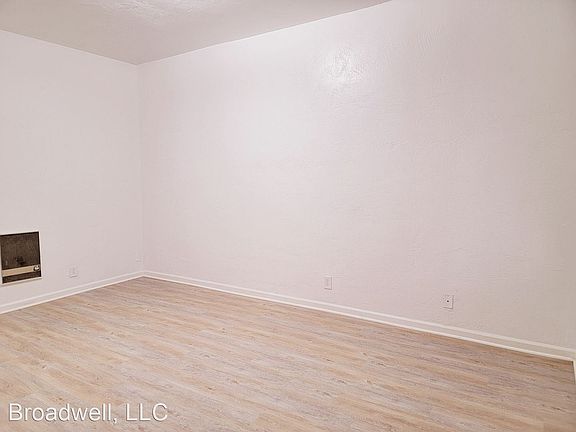 5th image of 831 Sacramento St APT 26