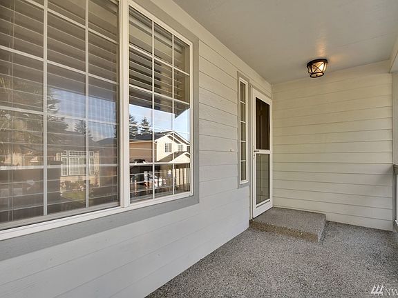 3rd image of 6217 23rd St NE