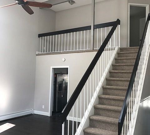 5th image of 103 Arpage Dr E