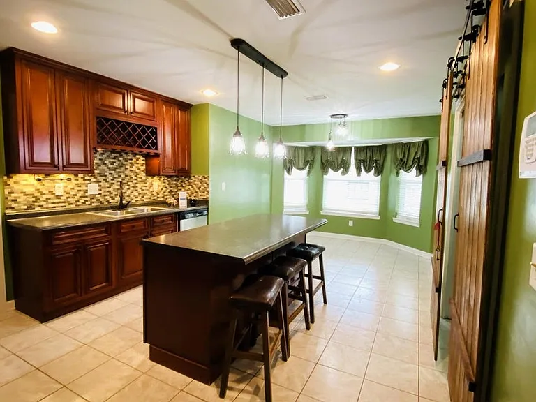 401 Evans Rd — Photo 16