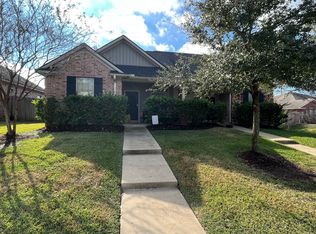 3834 Oldenburg Ln, College Station, TX 77845