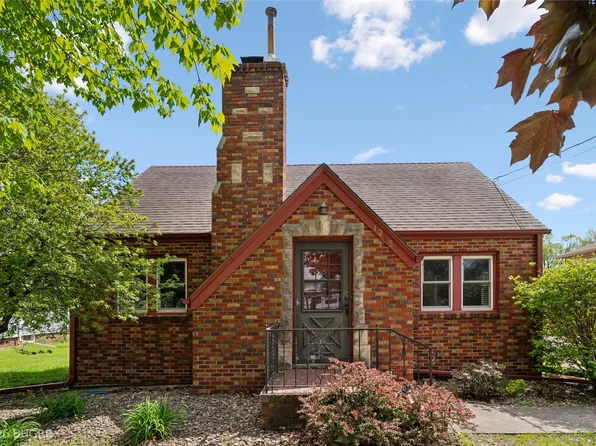 1215 NE 43rd Ave, Des Moines, IA 50313