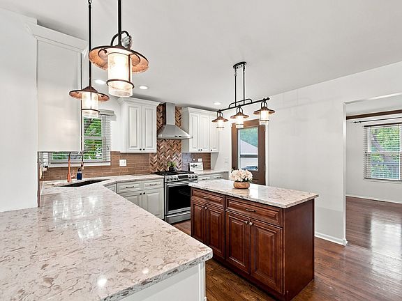 5th image of 3985 Dorchester Ave