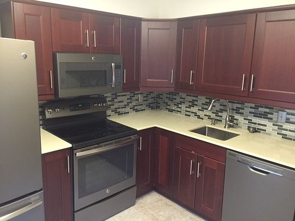 4th image of 311 Westridge Cir
