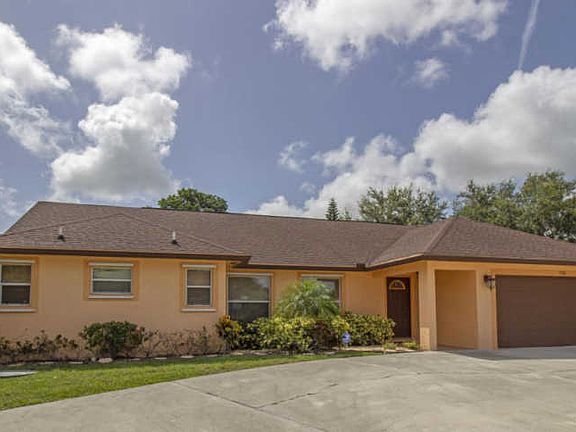 2nd image of 226 SE Verada Ave