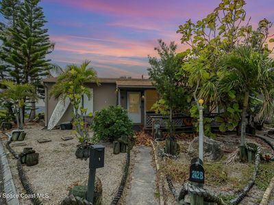 242 N Atlantic Ave, Cocoa Beach, FL, 32931