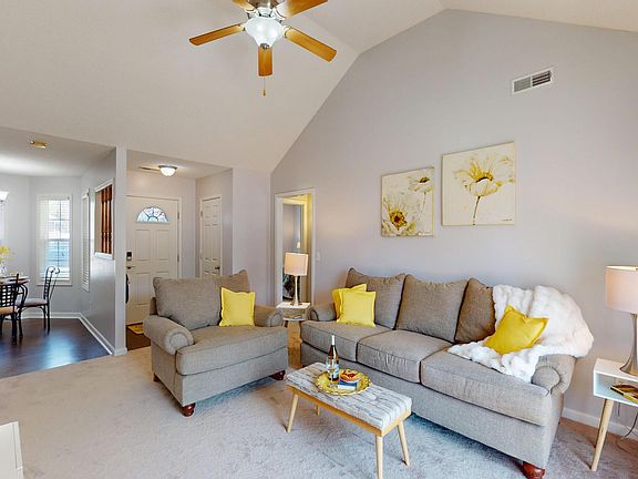 4th image of 1342 Glastonbury Rd