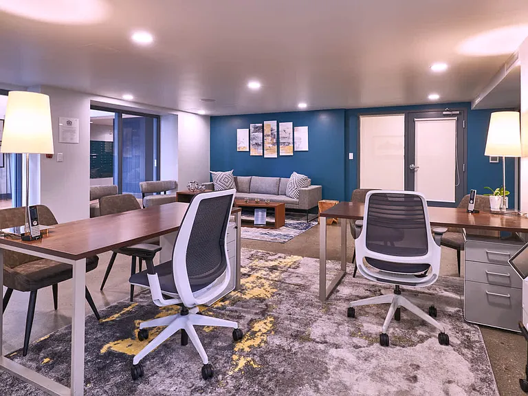 Leasing Center