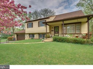 114 Brittany Dr, Chalfont, PA 18914