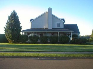 144 Kosak Ct, Feeding Hills, MA 01030