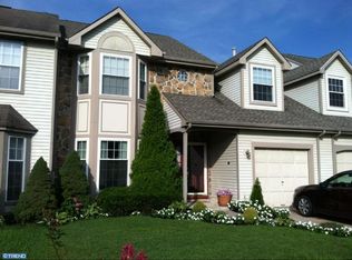 7 Sandhurst Dr, Mount Laurel, NJ 08054