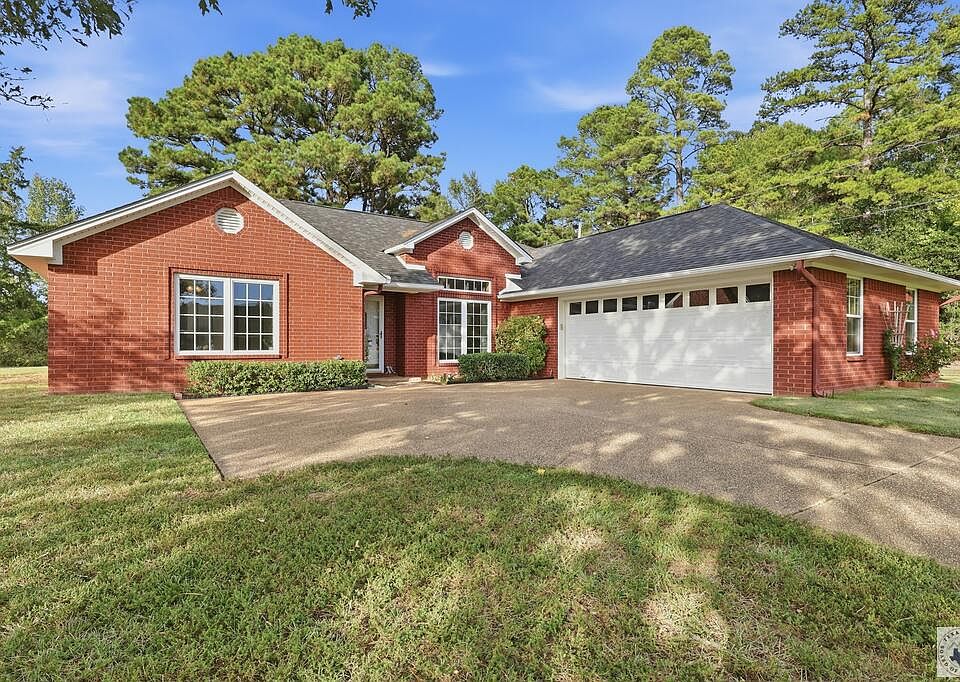 1st image of 110 Cedar Ridge Cir