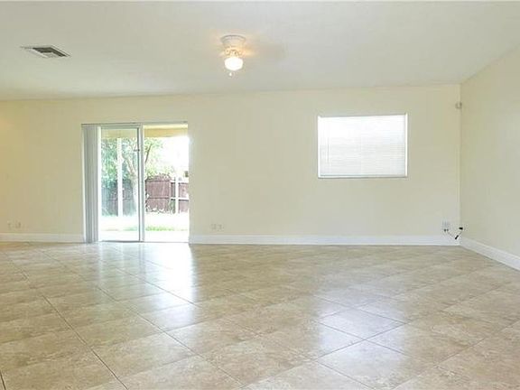 2nd image of 10838 Winding Creek Way