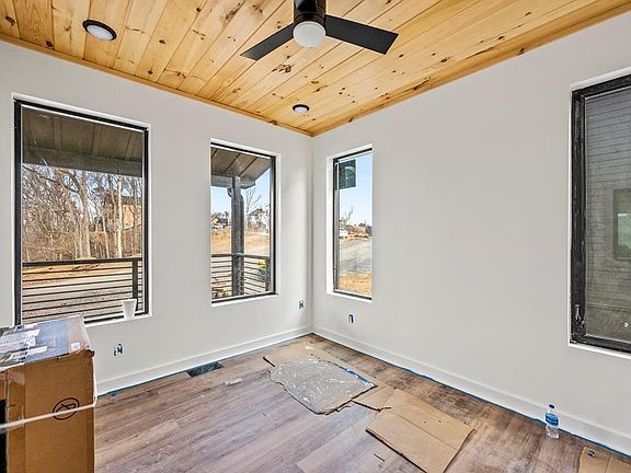 4th image of 1210 Reedmont Way Lot 11