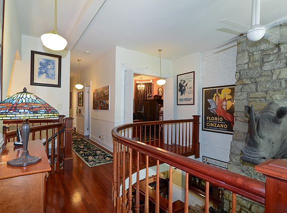 2nd image of 930 W Newport Ave #1