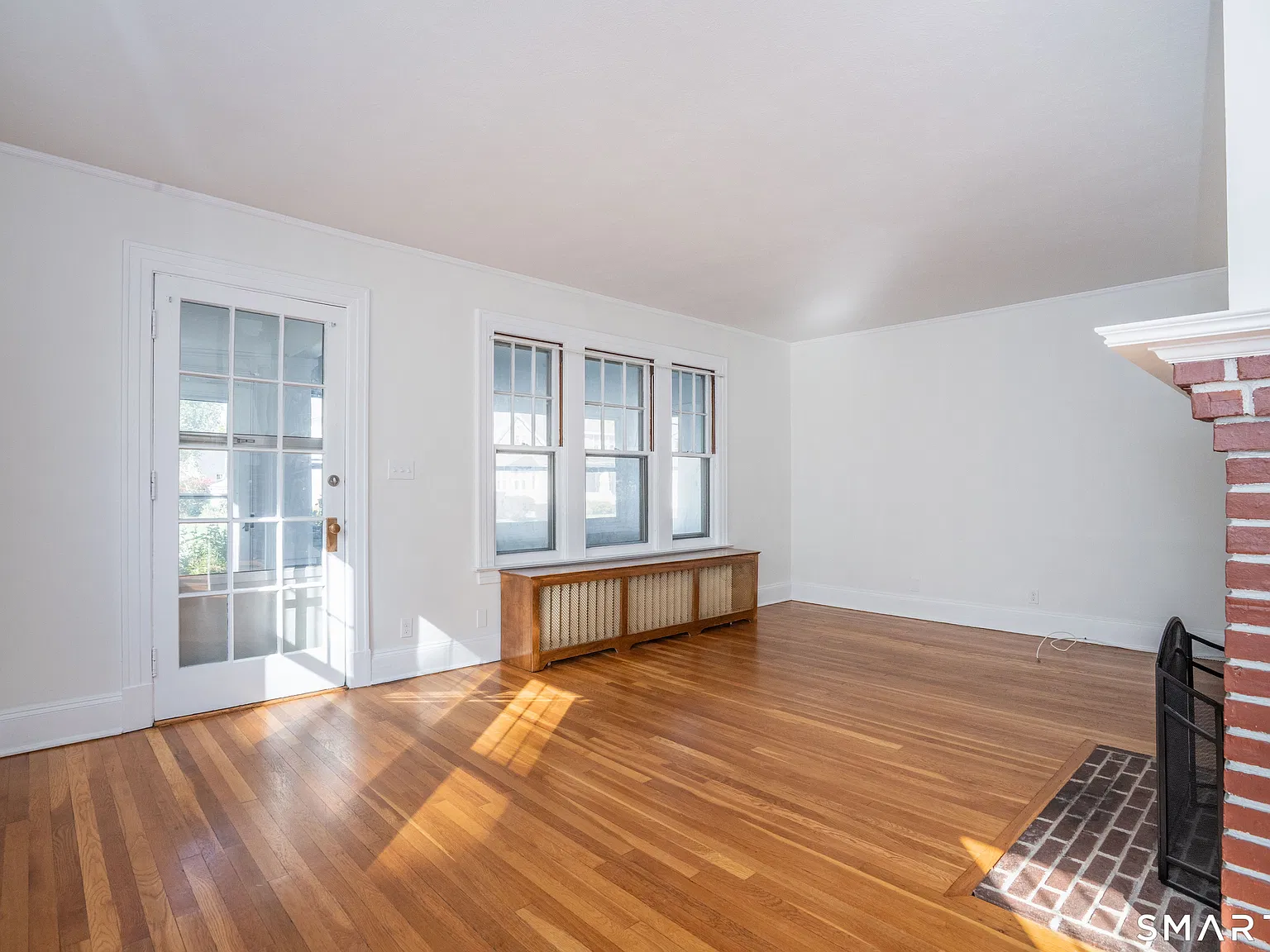 2 bed, 1.0 bath, 1221 sqft, $2,350 — Photo 4