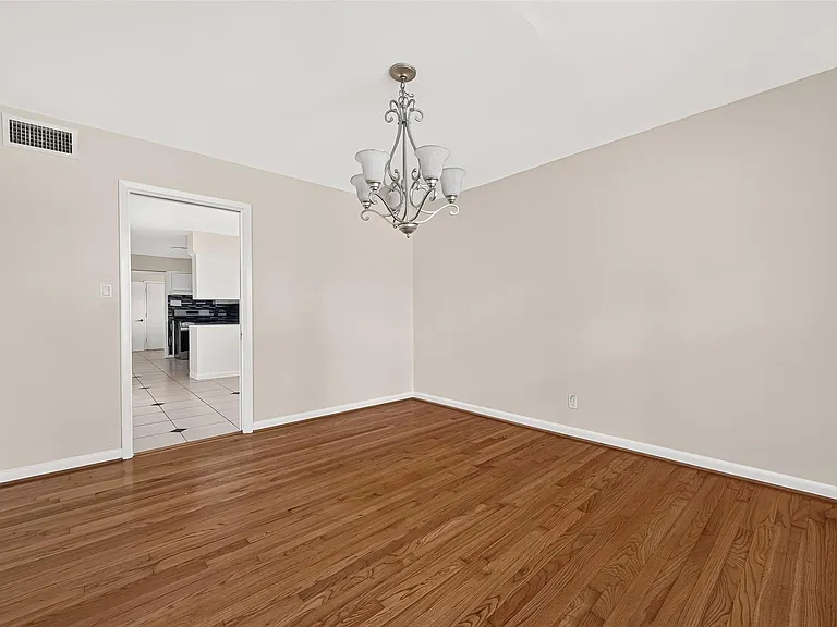 4002 Mischire Dr — Photo 12