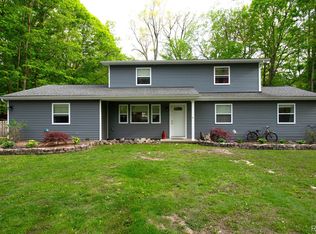 11368 Pacton Dr, Shelby Township, MI 48317