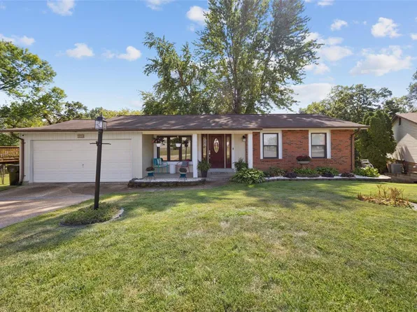 2718 Cherry Bud Ct, Saint Louis, MO 63129