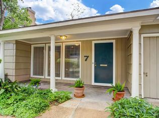 7 Bash Pl, Houston, TX 77027