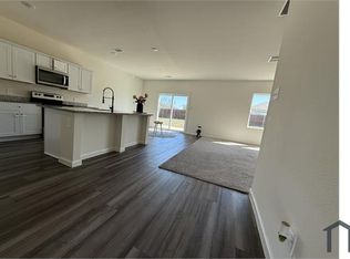 708 Yorkshire Dr, Lavon, TX 75166