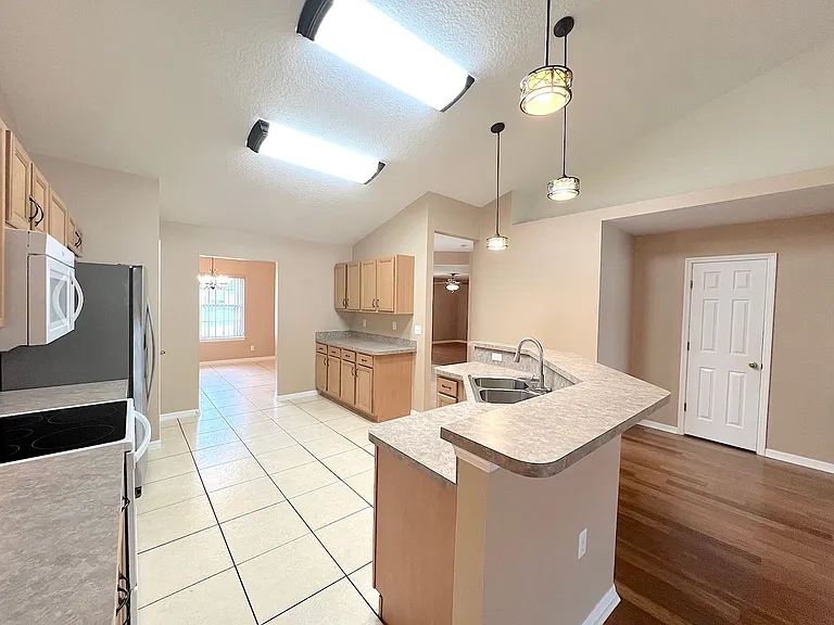 70 Pheasant Dr — Photo 19