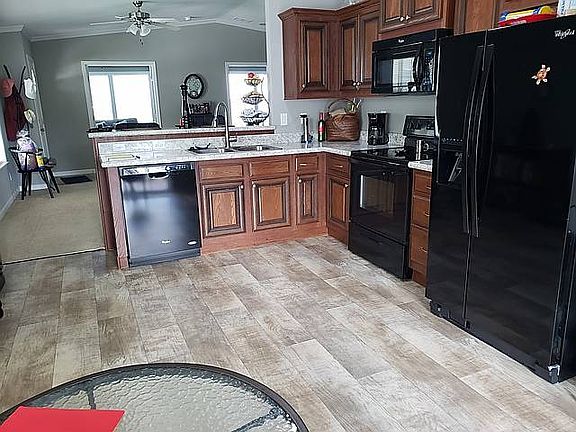 2nd image of 125 Buccaneer Dr #347