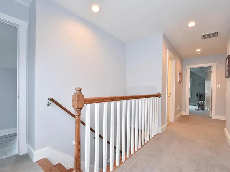530 Chinoe Rd — Photo 17