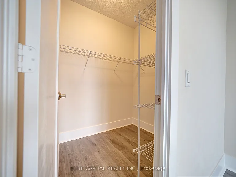 300 Front St W #1901 — Photo 10