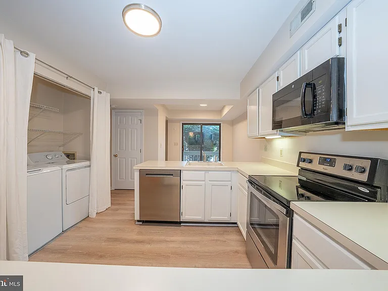 16 W Harrison Rd #16 — Photo 22