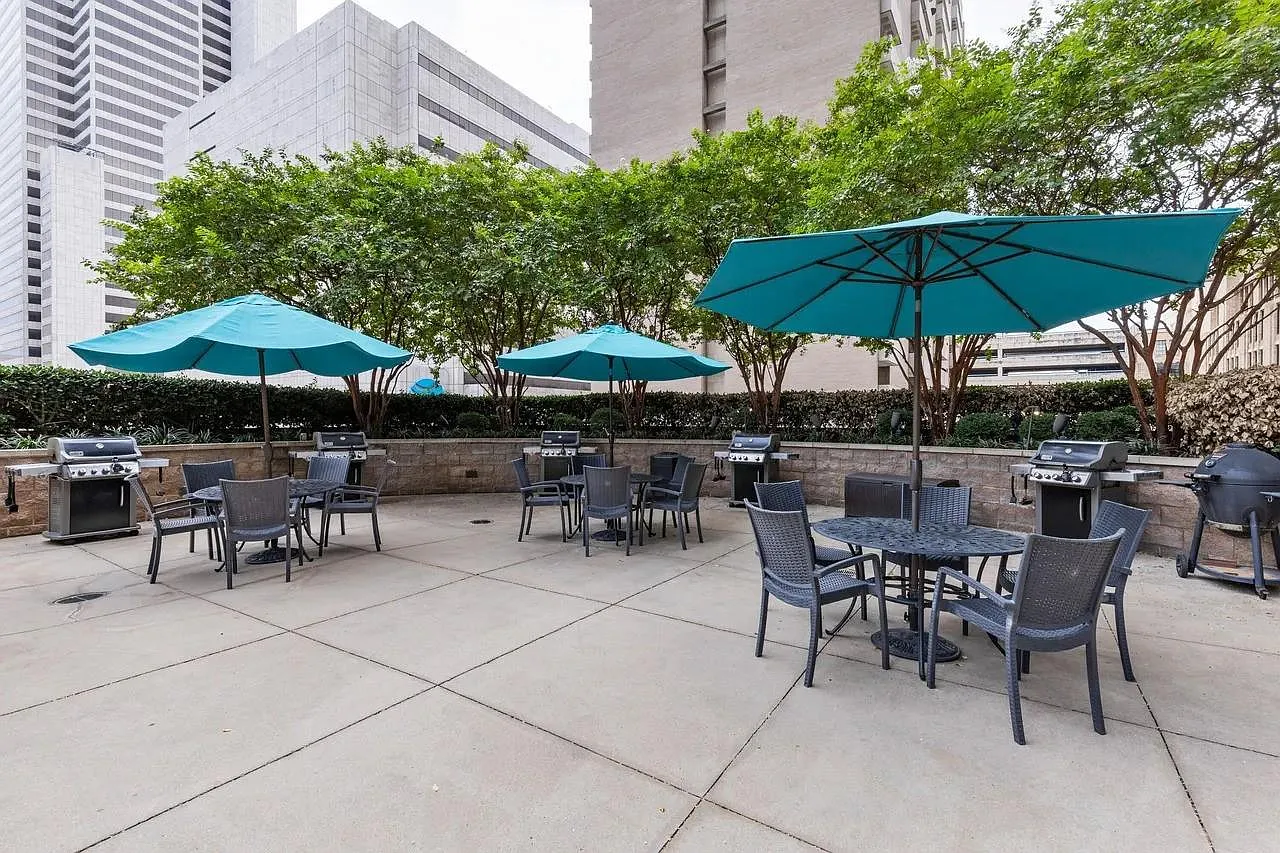 1 bed, 660 sqft, $1,695 — Photo 4