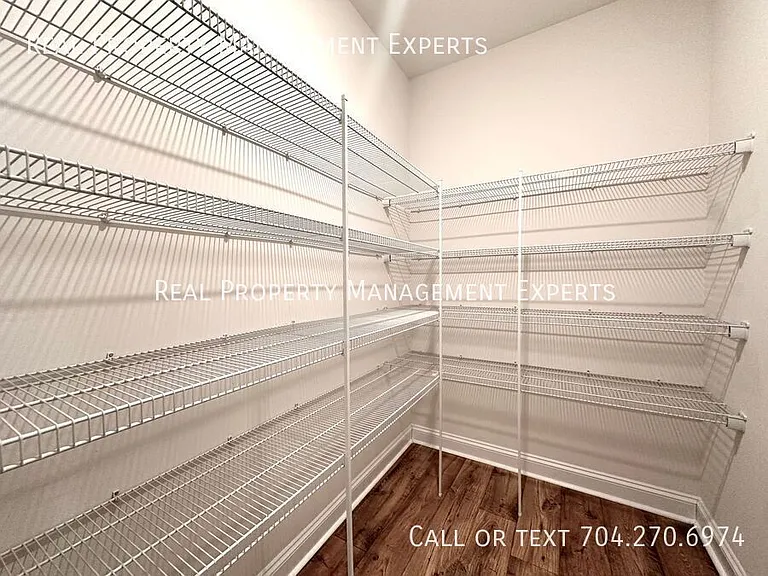 278 Preston Rd — Photo 11