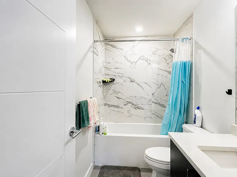 5504 Brydon Cres #214 — Photo 14