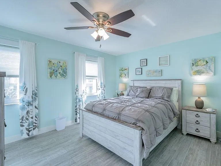 2638 Saint Josephs Dr W — Photo 3
