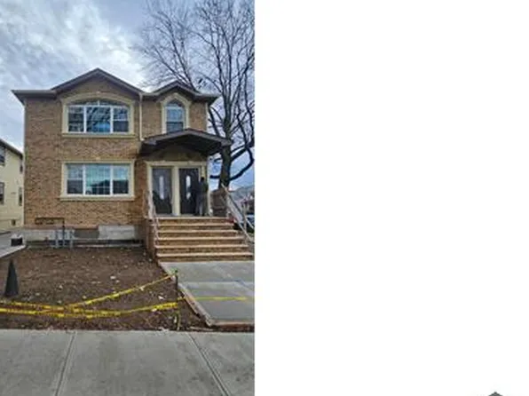 17728 145th Ave, Jamaica, NY 11434