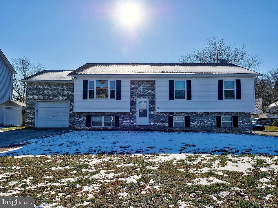 1st image of 22019 Clipper Dr
