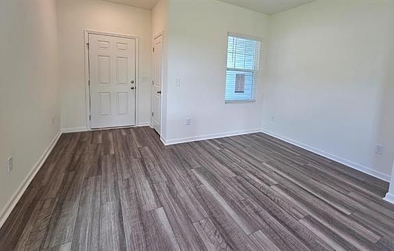 2nd image of 423 Castillo Dr