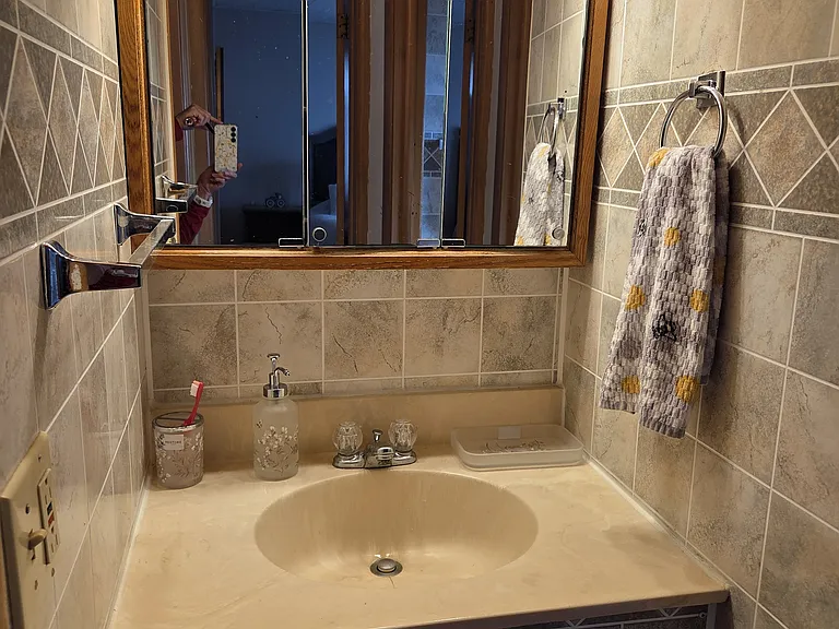 N Lakeshore Dr — Photo 18