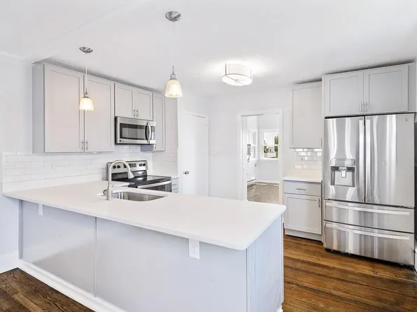 34 Pearl Ave #1, Revere, MA 02151