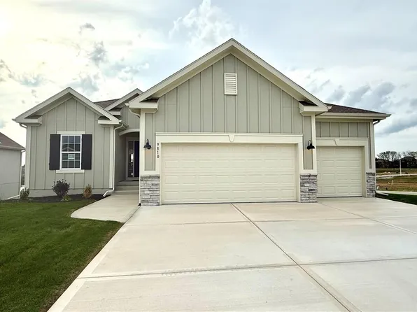 9810 N Laurel Ave, Kansas City, MO 64157